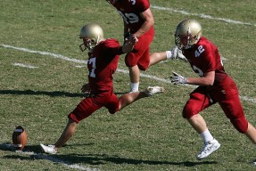 体育彩票_阿森纳全力冲刺备战阿斯顿维拉，赛程密集引发质疑浪潮