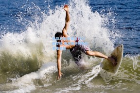 竞彩足球|雷霆追赶73胜梦碎 海报揭示历史纪录难逾越