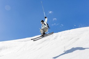 江苏体彩：直击专访，吾米提江誓言率队突破重围 以小组头名谱写历史新篇