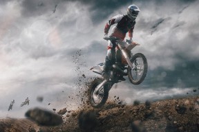 江苏体彩|逆境铸就辉煌，掘金四大主力加瓦兰缺席99场，西部第三排名见证团队韧性